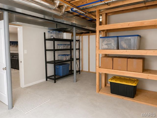 101 Brookmanns Place Court, Imperial, MO 63052