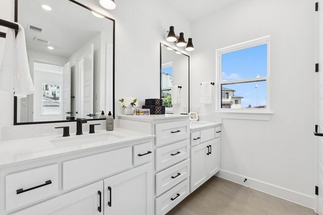6 Maybury WAY, Lakeway, TX 78738