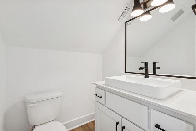 6 Maybury WAY, Lakeway, TX 78738