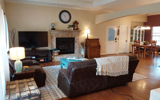 400 Central Drive, Coldspring, TX 77331