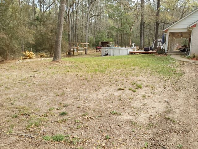 400 Central Drive, Coldspring, TX 77331