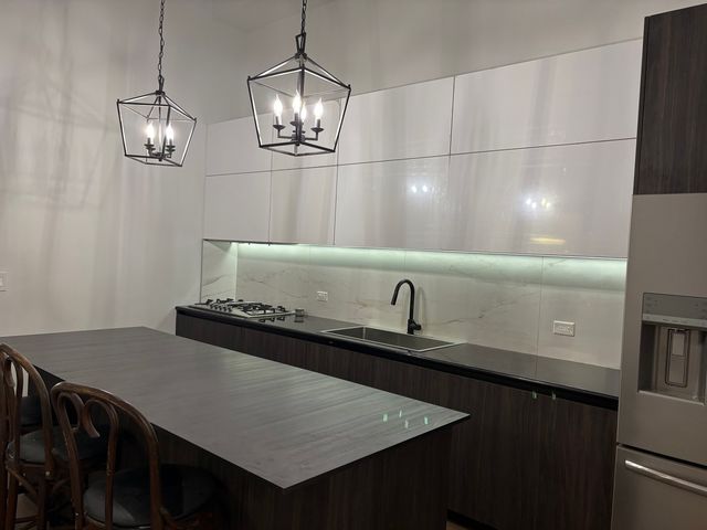 833 N California Avenue 1C, Chicago, IL 60622