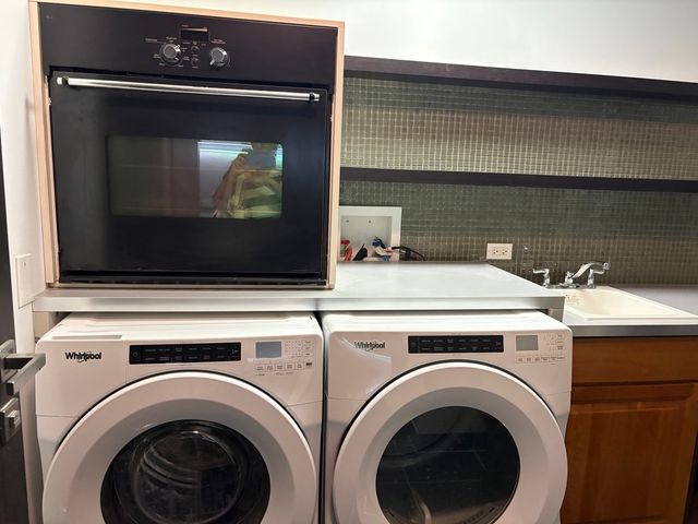 833 N California Avenue 1C, Chicago, IL 60622