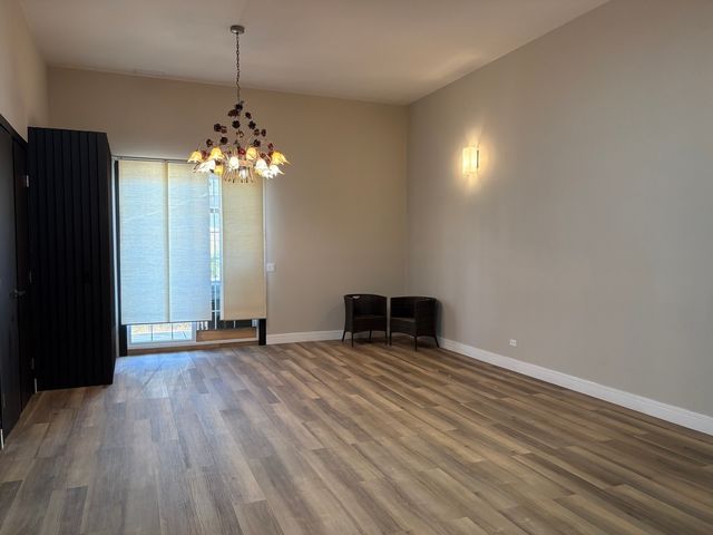 833 N California Avenue 1C, Chicago, IL 60622