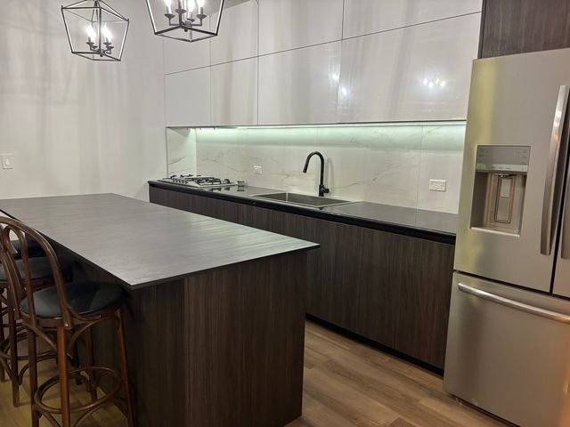 833 N California Avenue 1C, Chicago, IL 60622