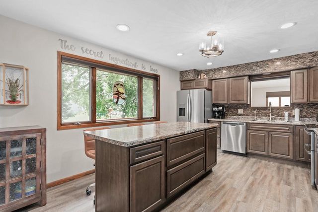 915 Nelson Avenue, Milton, WI 53563