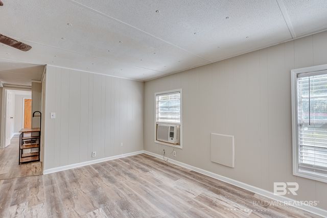 9047 Ingleside Avenue, Irvington, AL 36544