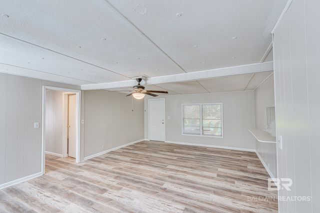 9047 Ingleside Avenue, Irvington, AL 36544