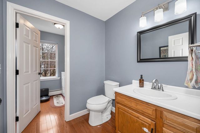 13 Sheridan Drive, Londonderry, NH 03053