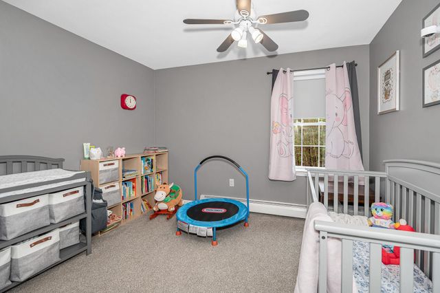 13 Sheridan Drive, Londonderry, NH 03053