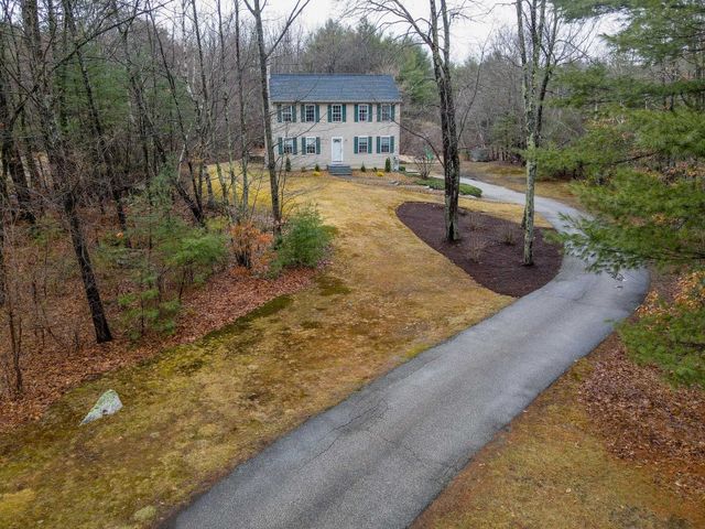 13 Sheridan Drive, Londonderry, NH 03053