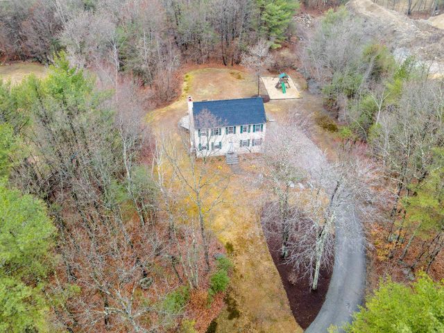 13 Sheridan Drive, Londonderry, NH 03053