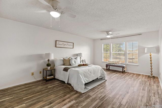 6835 Waterfall Pass, Converse, TX 78109