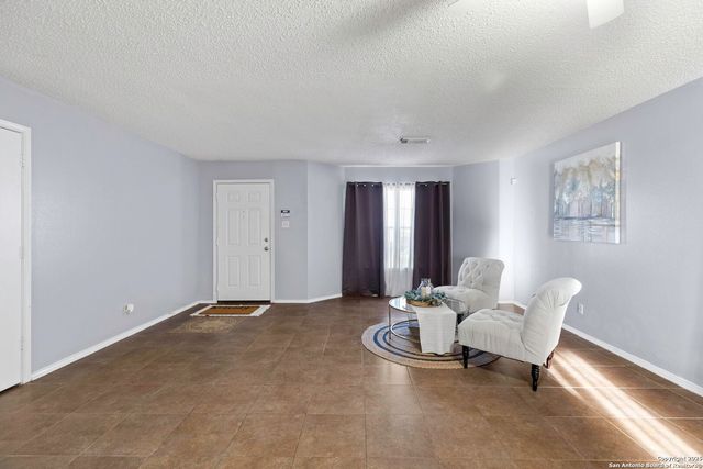 6835 Waterfall Pass, Converse, TX 78109