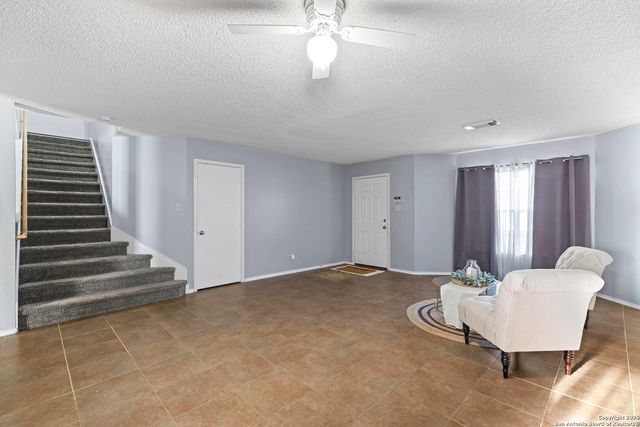 6835 Waterfall Pass, Converse, TX 78109