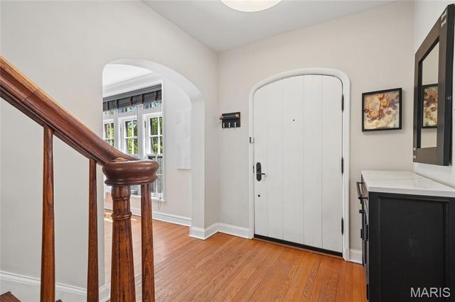 7619 Stanford Avenue, University City, MO 63130