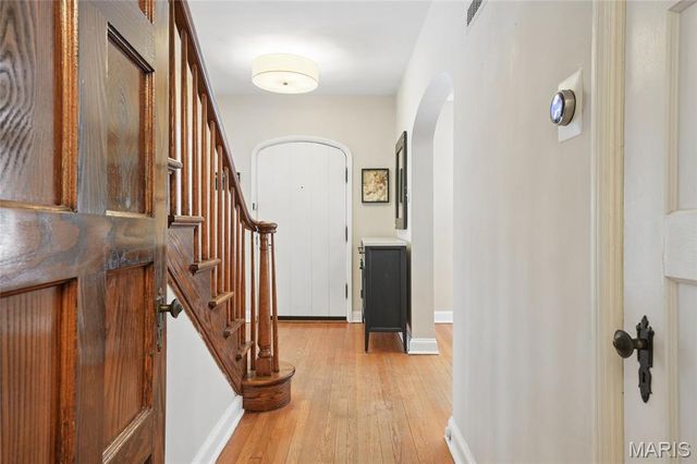 7619 Stanford Avenue, University City, MO 63130