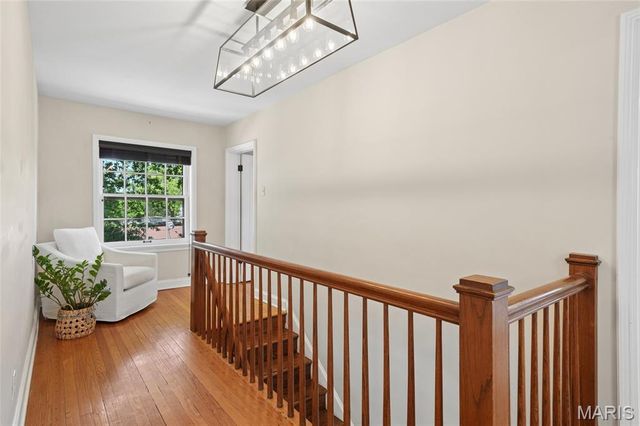 7619 Stanford Avenue, University City, MO 63130