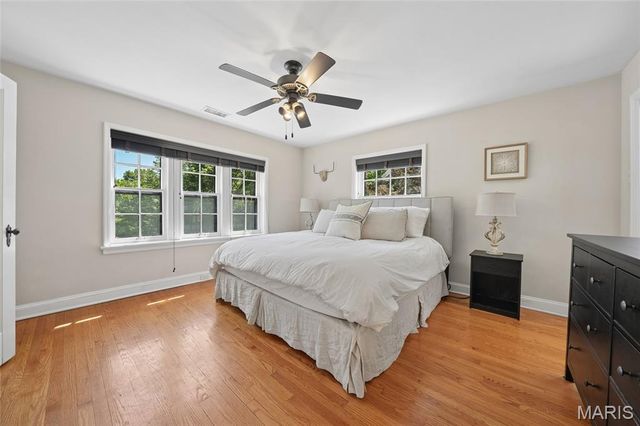 7619 Stanford Avenue, University City, MO 63130