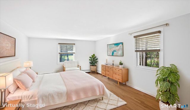 28 Park Road, Simsbury, CT 06070