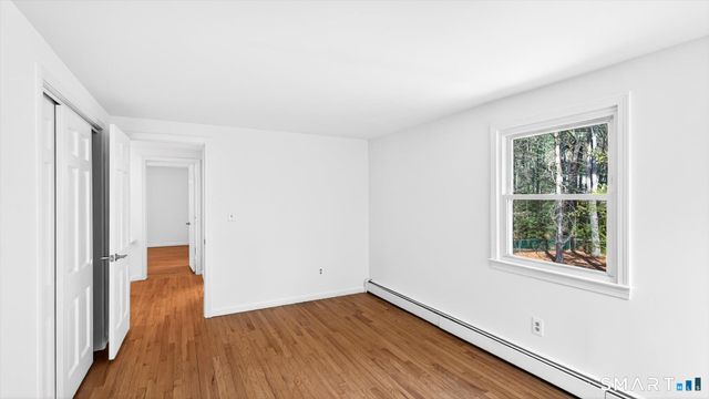 28 Park Road, Simsbury, CT 06070