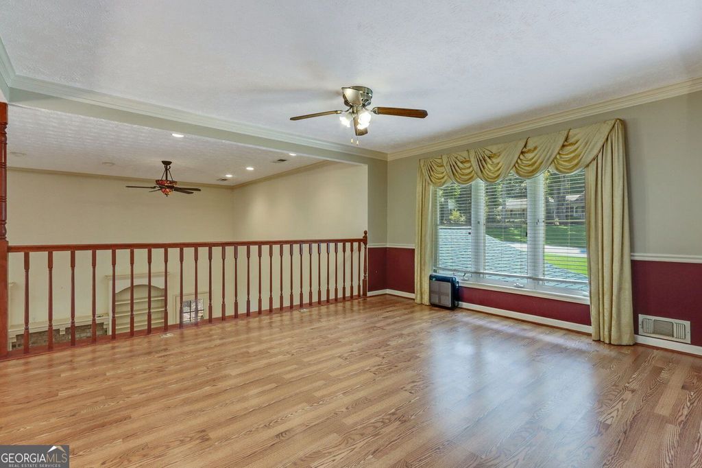 2026 Crescent Drive SW, Snellville, GA 30078 — photo 4