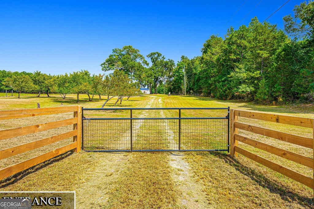 3068 Gregg Shoals, Elberton, GA 30635 — photo 4