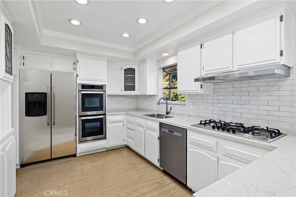 Image 19 of property listing at 1048 E Comstock Avenue, Glendora, CA 91741