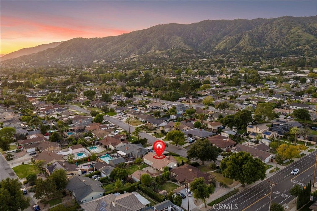 Image 45 of property listing at 1048 E Comstock Avenue, Glendora, CA 91741