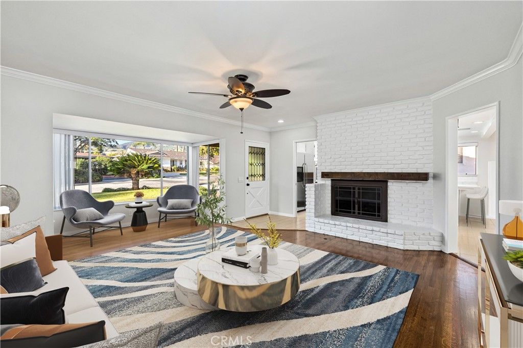 Image 8 of property listing at 1048 E Comstock Avenue, Glendora, CA 91741