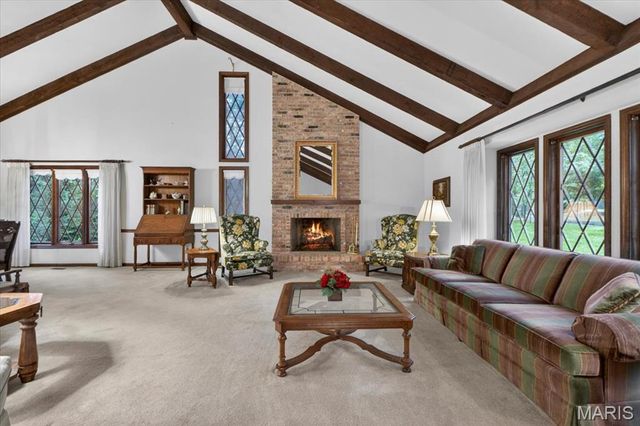 1544 Horseshoe Ridge Road, Chesterfield, MO 63005