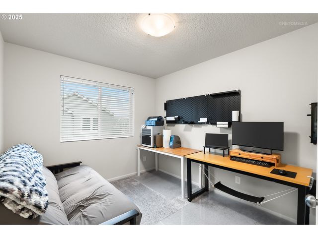 31021 Nw NORTH Ave, North Plains, OR 97133