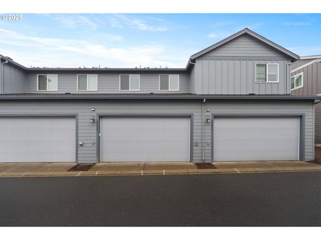 31021 Nw NORTH Ave, North Plains, OR 97133