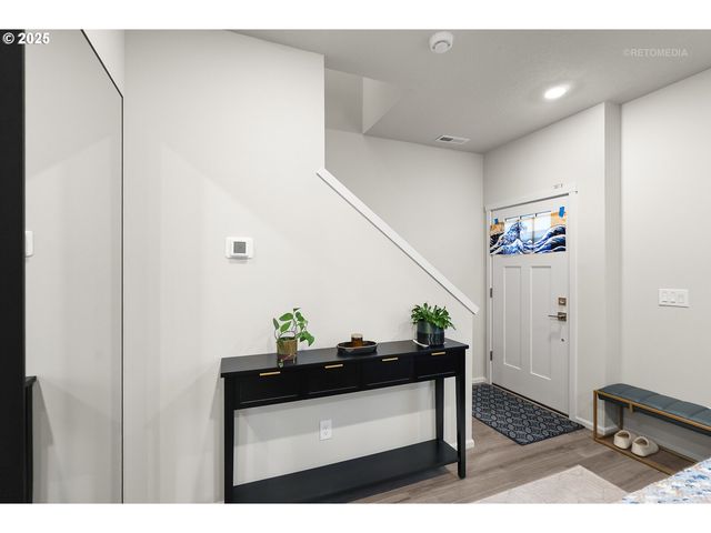 31021 Nw NORTH Ave, North Plains, OR 97133