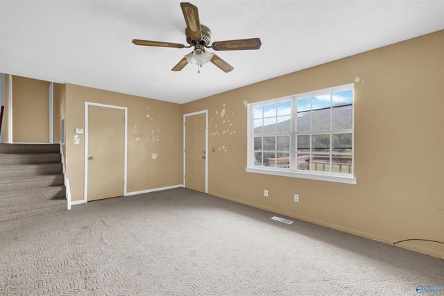 3812 Grand Avenue SW, Fort Payne, AL 35967