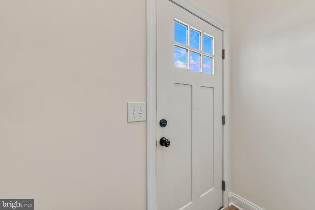 77 EISENHOWER CIR, Inwood, WV 25428