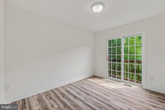 77 EISENHOWER CIR, Inwood, WV 25428