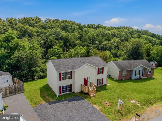 77 EISENHOWER CIR, Inwood, WV 25428