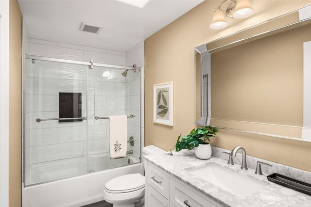 4724 Gardner Avenue, Everett, WA 98203