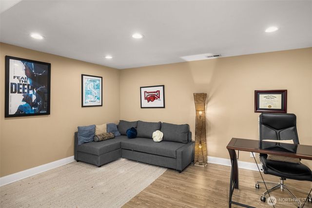 4724 Gardner Avenue, Everett, WA 98203