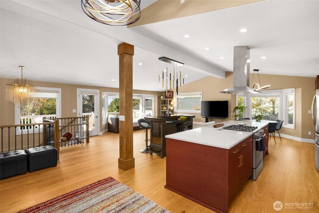 4724 Gardner Avenue, Everett, WA 98203