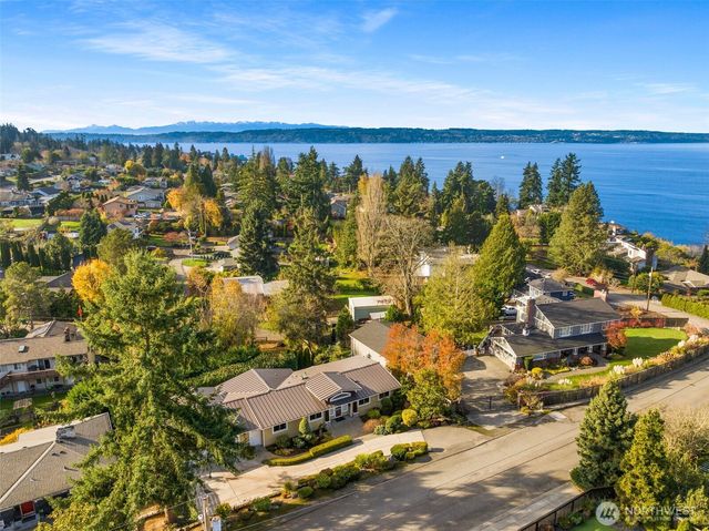 4724 Gardner Avenue, Everett, WA 98203