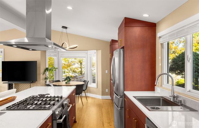 4724 Gardner Avenue, Everett, WA 98203