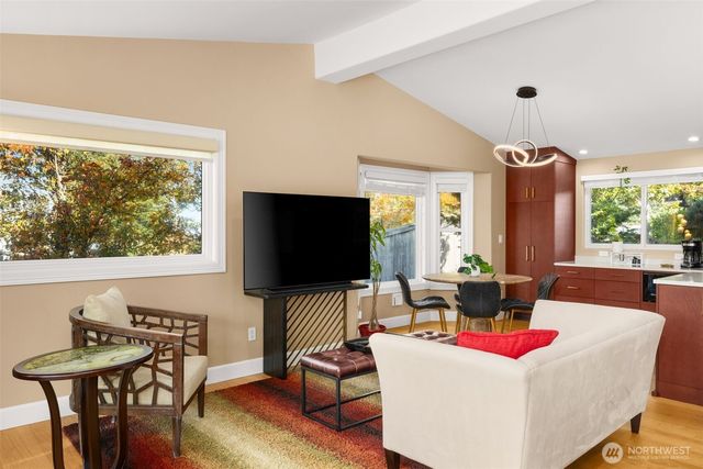 4724 Gardner Avenue, Everett, WA 98203