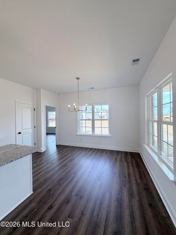 6092 Hickory Point Drive, Walls, MS 38680