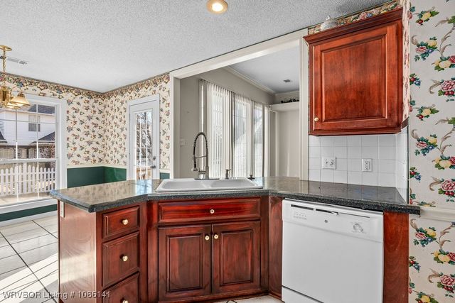 3218 Fairway Drive, Alma, AR 72921