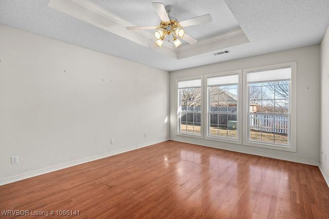 3218 Fairway Drive, Alma, AR 72921