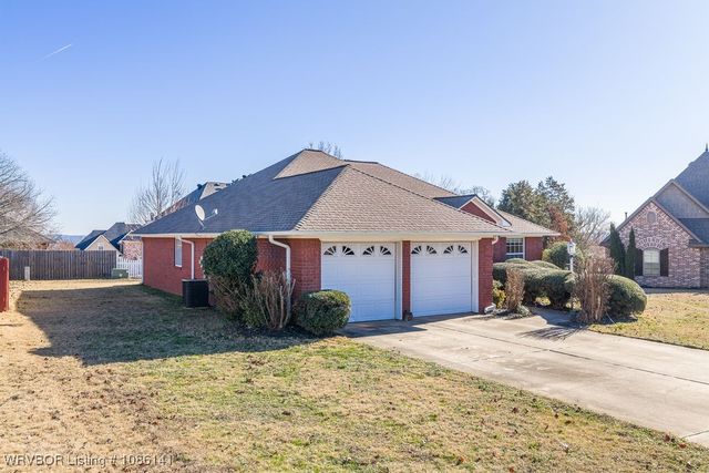 3218 Fairway Drive, Alma, AR 72921