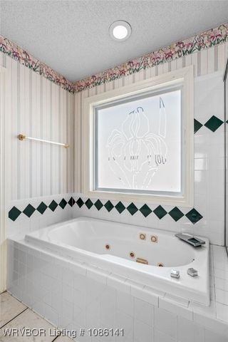 3218 Fairway Drive, Alma, AR 72921