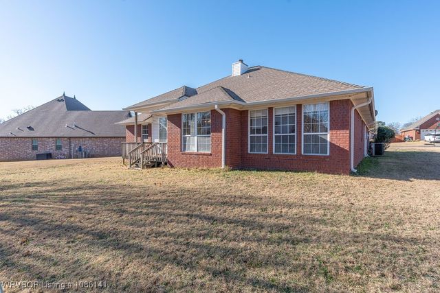 3218 Fairway Drive, Alma, AR 72921